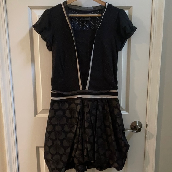 Kinder Aggugini Size 4 dress - Picture 1 of 7